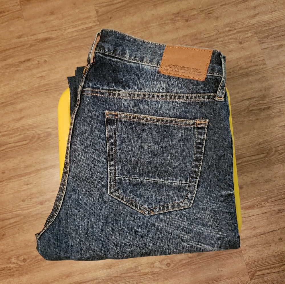 Old Navy Mens Low-Rise Boot Cut Jeans 33x32